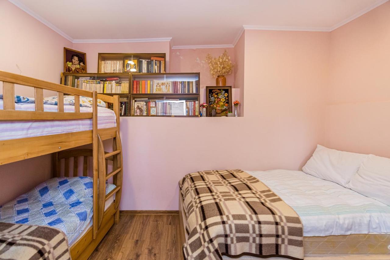 Anzori House Hotel Тбилиси Екстериор снимка