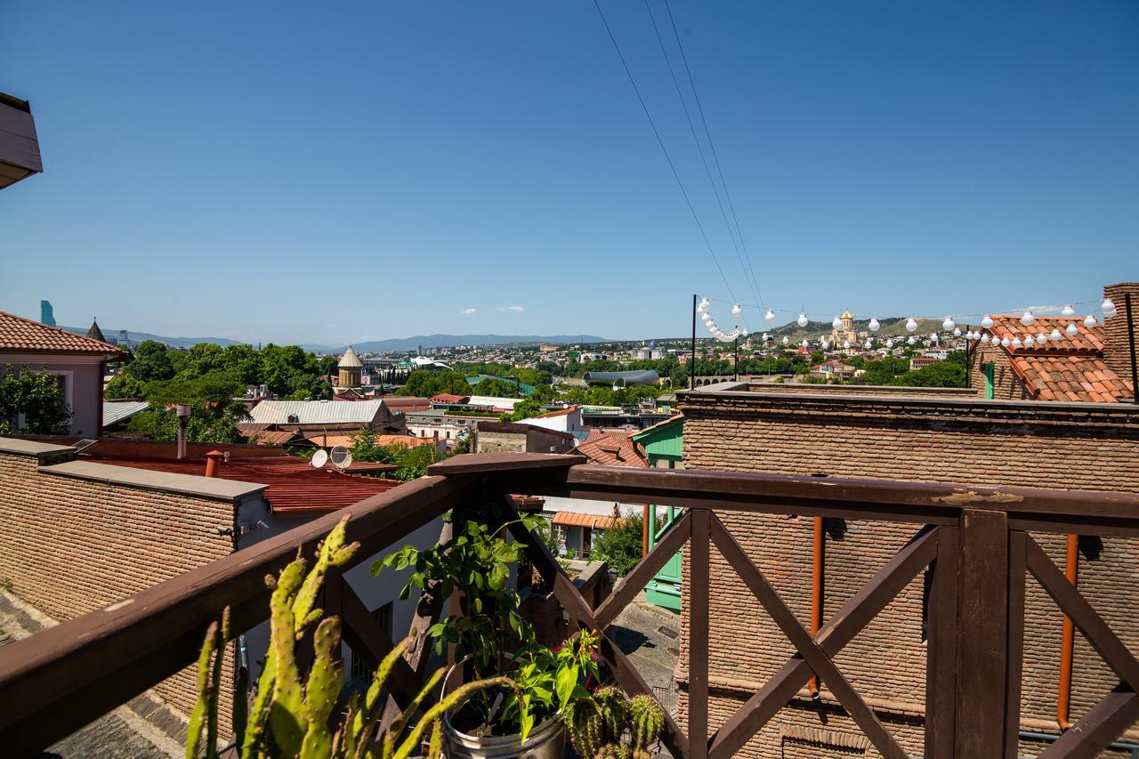 Anzori House Hotel Тбилиси Екстериор снимка